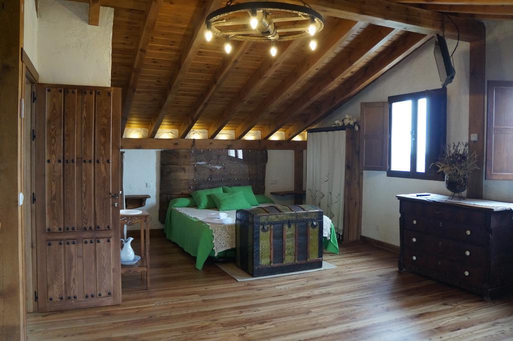 Casa Rural Bioenergetica La Serrezuela Olmos de Atapuerca Екстер'єр фото